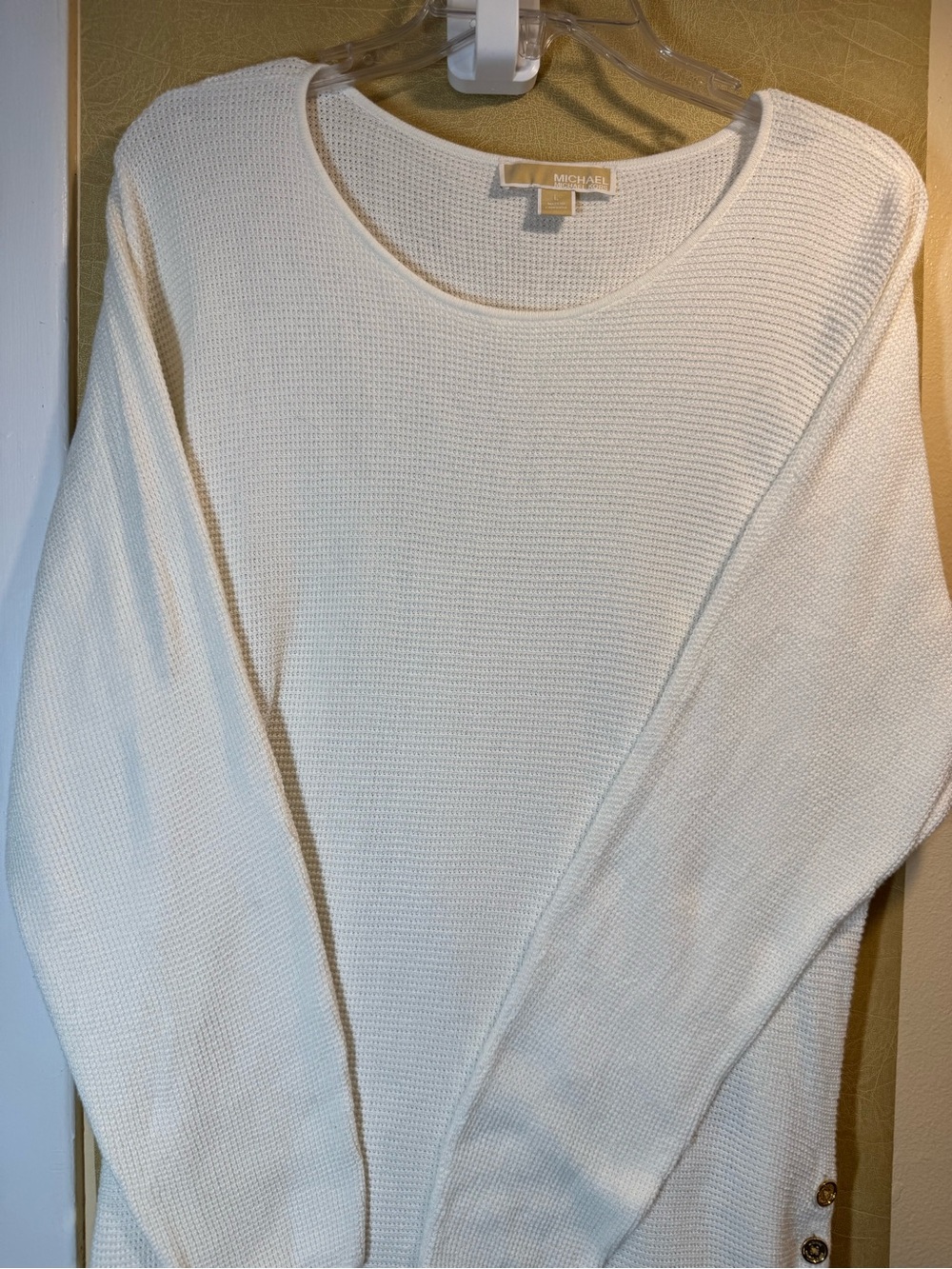 MICHAEL Michael Kors Cream Scoop-Neck Button-Hem Sweater - Picture 2 of 11
